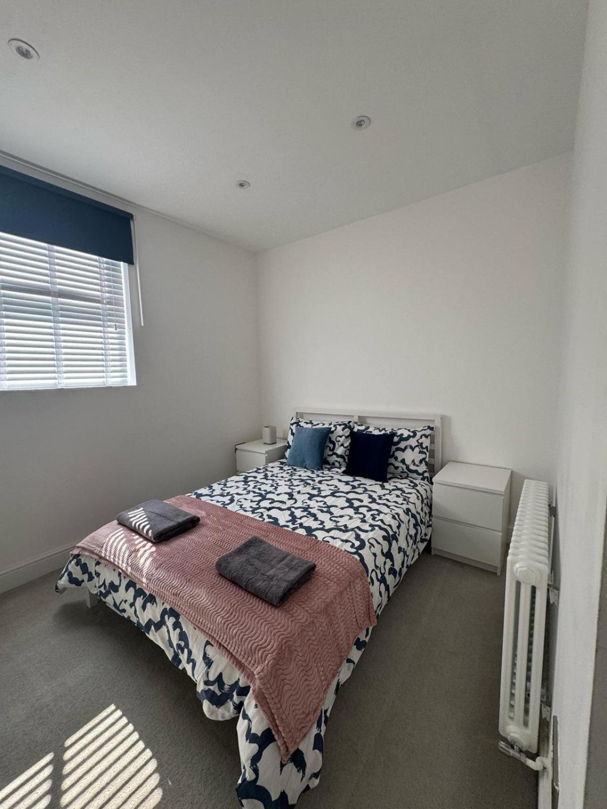 Apartment Superb 2 Bed - Ideal For Families Or Work Trips London